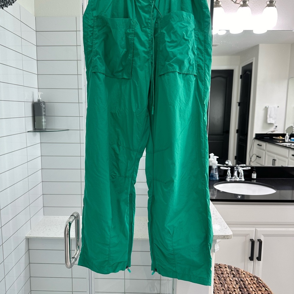 FP Movement Women's Green Outdoor Pants - Picture 4 of 5